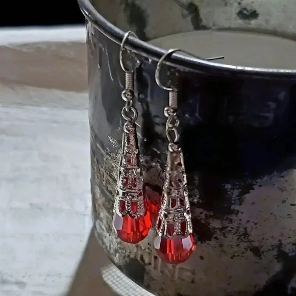 Handcrafted Caged Filigree Faceted Red Crystal Silver Teardrop Earrings - Picture 2 of 9